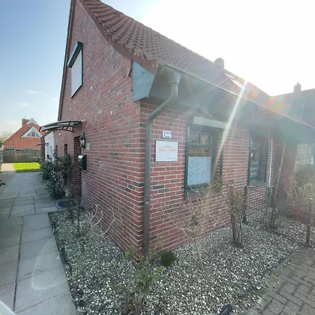 Kleiner Hookie In Hooksiel Mit Hund * シリヒ
