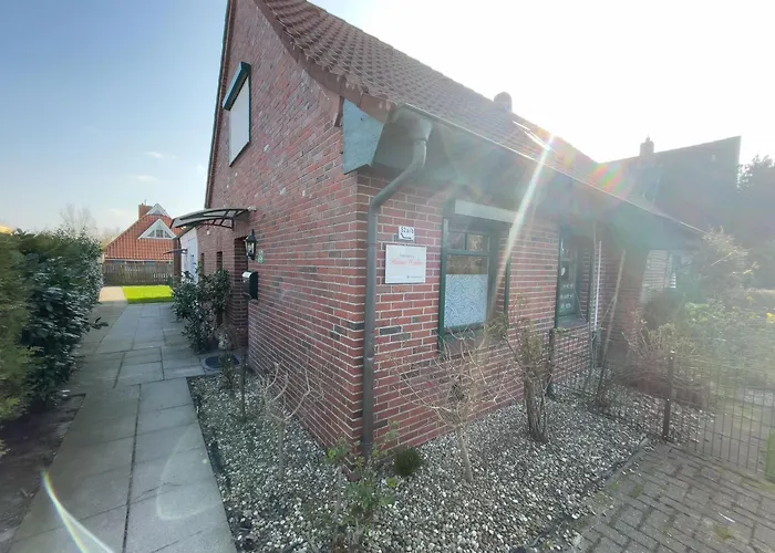 Kleiner Hookie In Hooksiel Mit Hund * Schillig